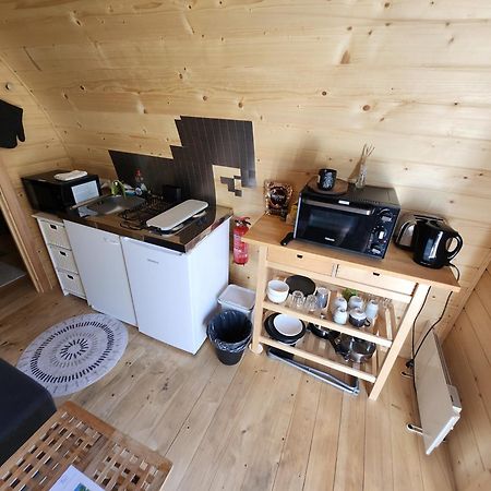 Cosy Cabin Hallstahammar エクステリア 写真