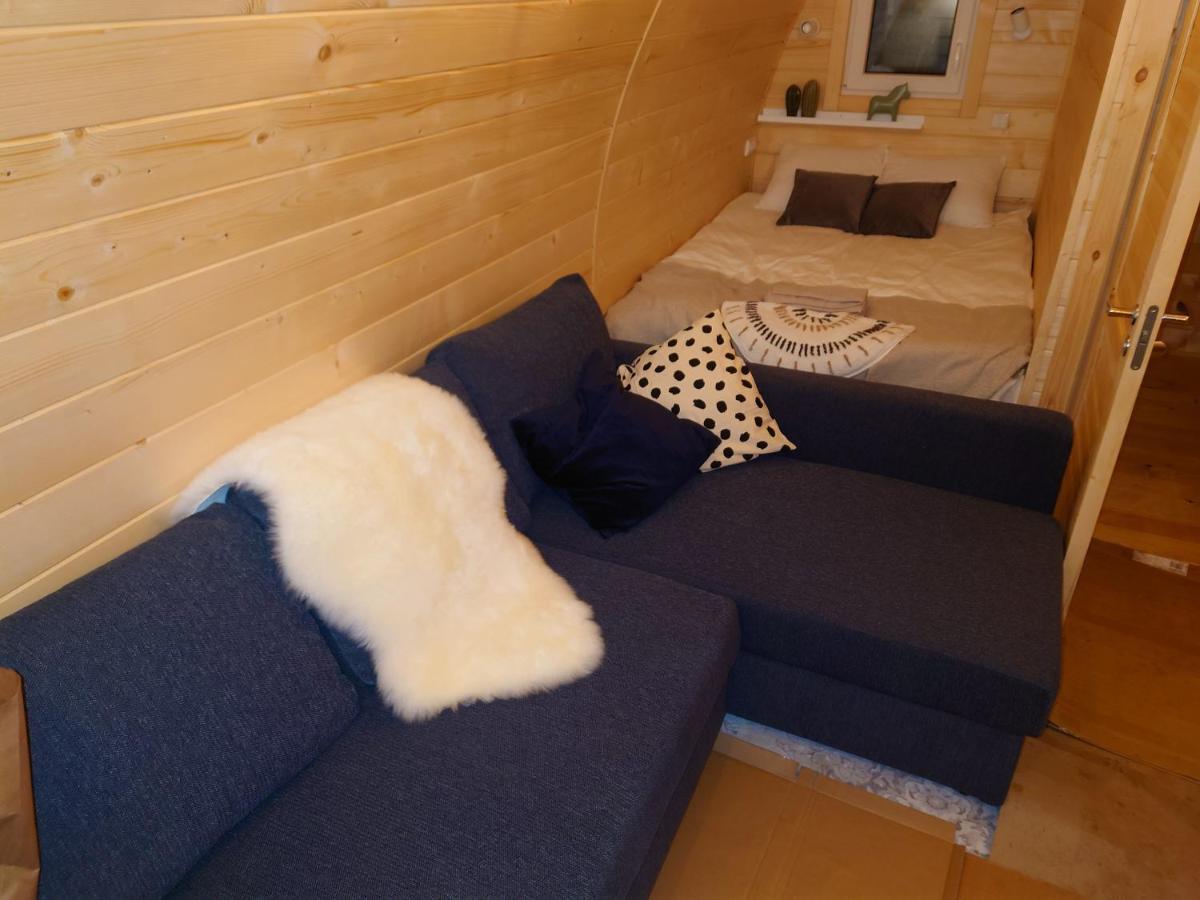 Cosy Cabin Hallstahammar エクステリア 写真