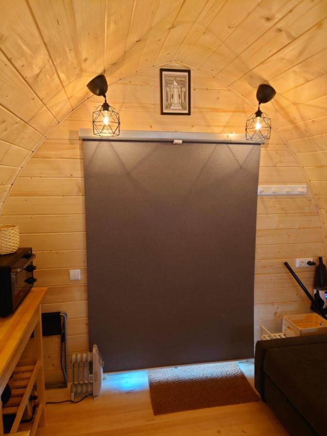 Cosy Cabin Hallstahammar エクステリア 写真